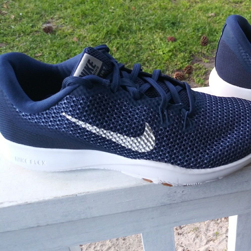 New!! Nike Flex Trainer 7